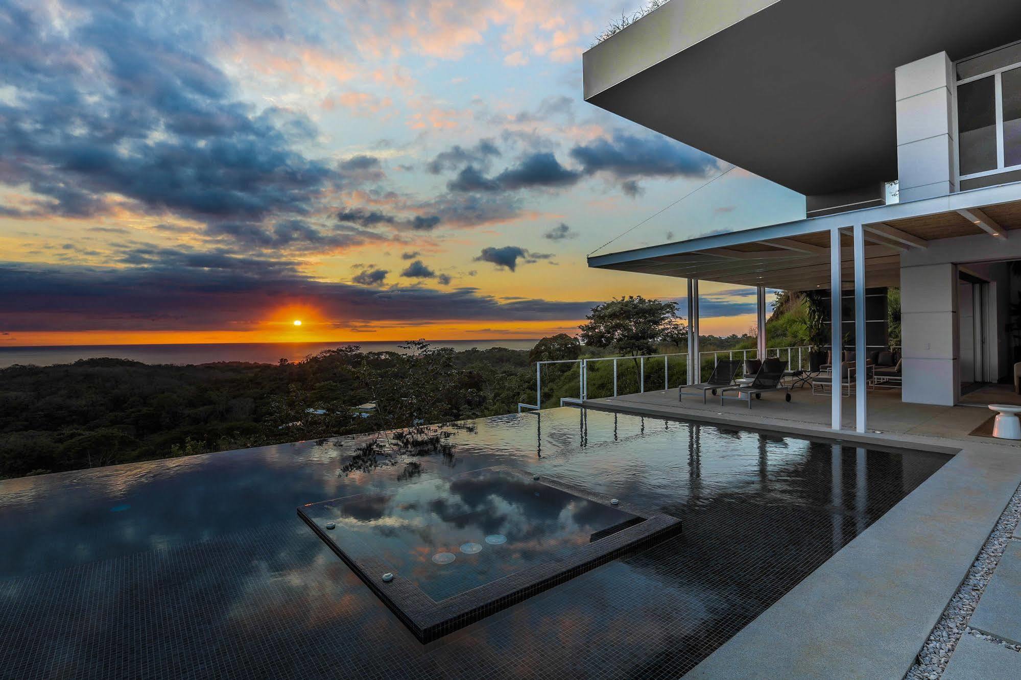 Kalia Luxury Homes Rentals Playa Azul Екстериор снимка